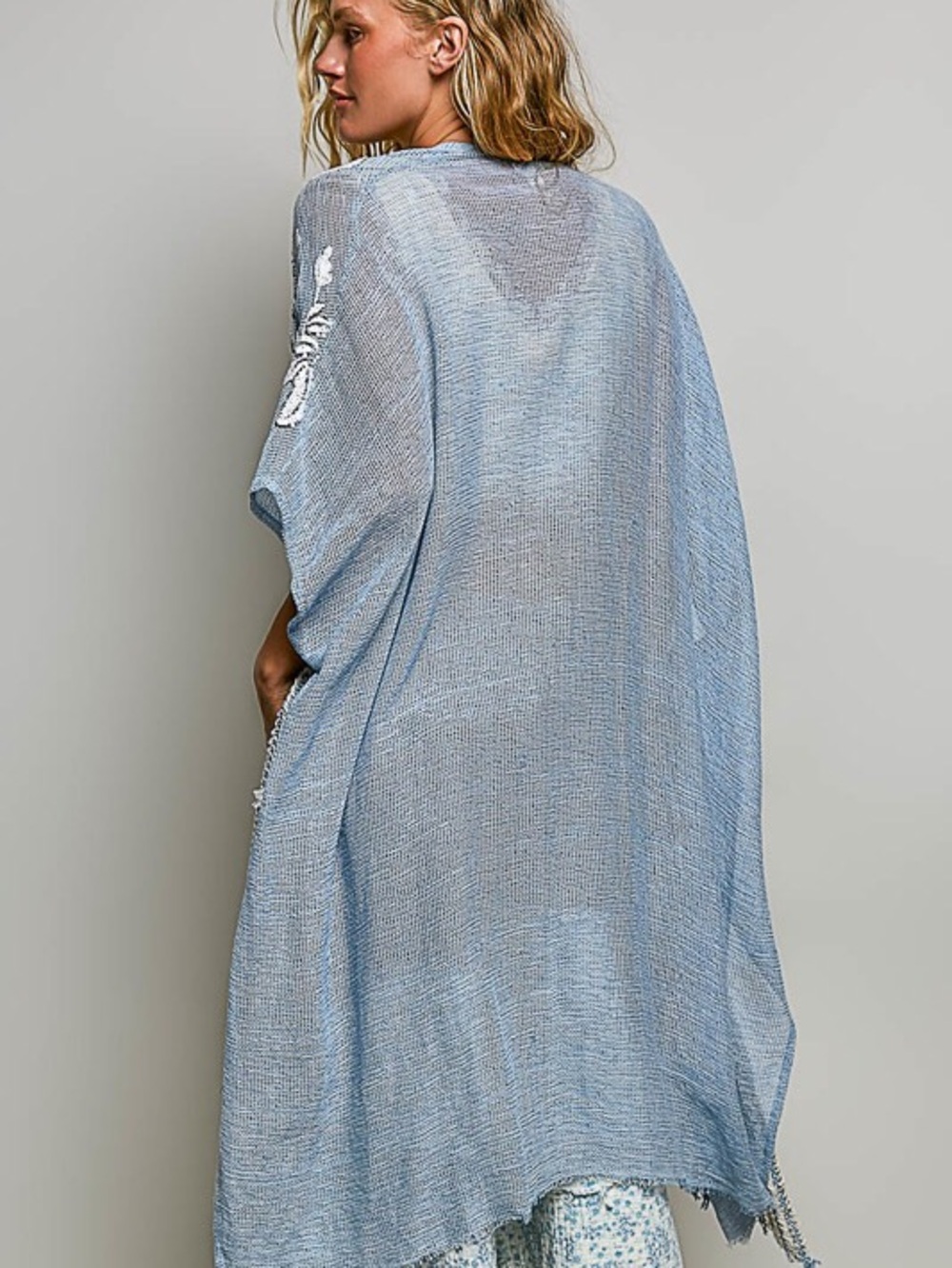 POL NWT KIMONO Cardigan Blue
Crocheted Embroider Small-Medium Medium- Large - Picture 2 of 2